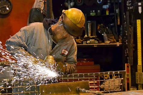 grants pass metal fabrication apprenticeships|Structural Metal Fabricators and Fitters .